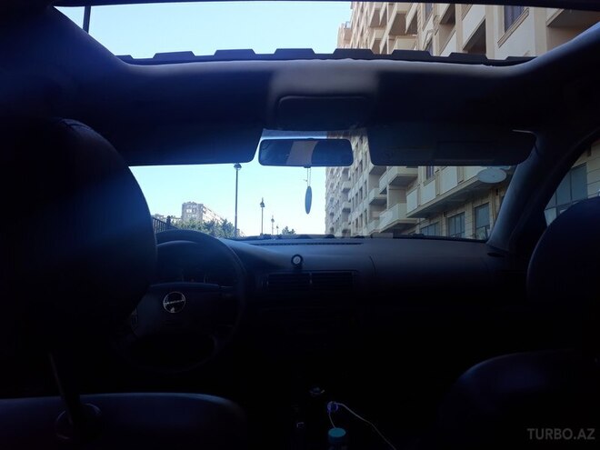 Volkswagen Passat 2003, 274,000 km - 1.8 л - Bakı