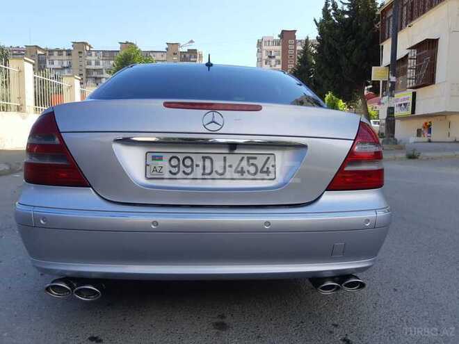Mercedes E 240 2002, 272,000 km - 2.4 l - Bakı