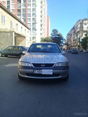 Opel Vectra 1996, 270,000 km - 2.0 l - Bakı