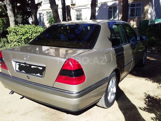 Mercedes C 200 1995, 367,680 km - 2.0 л - Bakı