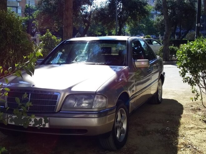 Mercedes C 200 1995, 367,680 km - 2.0 л - Bakı