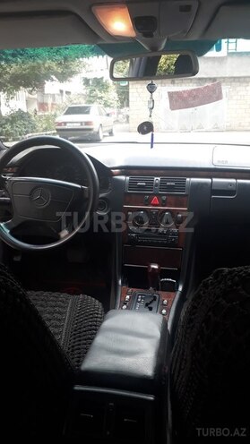 Mercedes E 290 1998, 372,536 km - 2.9 л - Mingəçevir