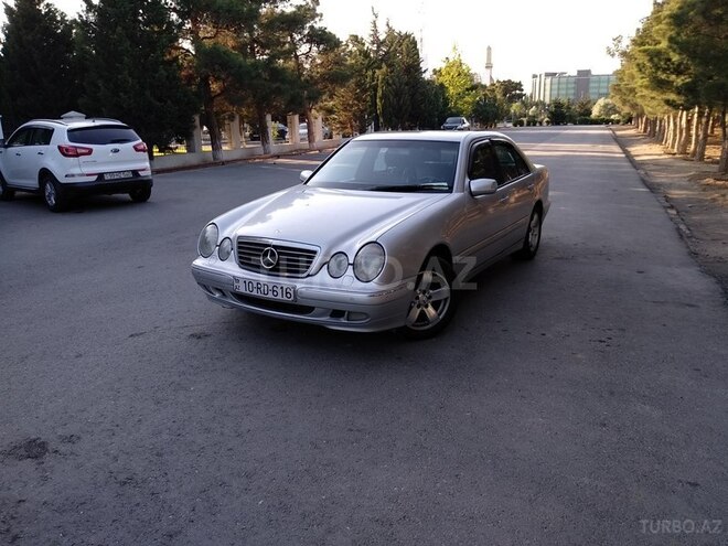 Mercedes E 320 2000, 334,000 km - 3.2 l - Bakı