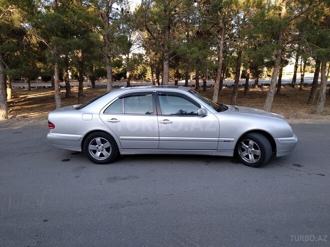 Mercedes E 320 2000, 334,000 km - 3.2 l - Bakı
