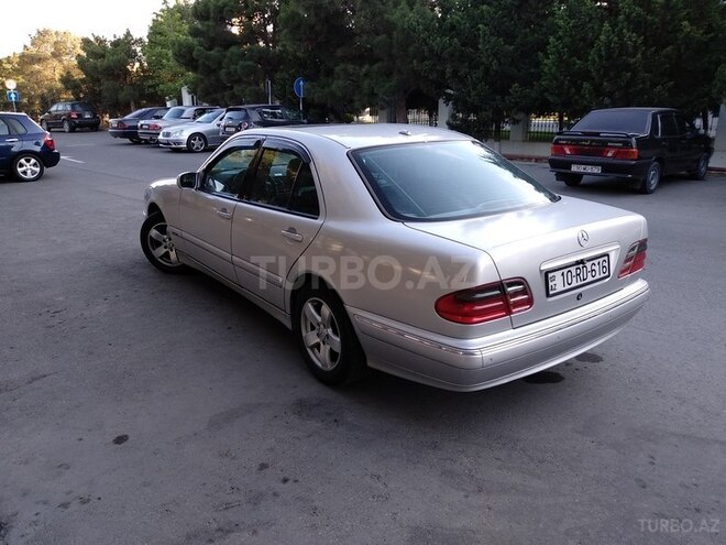 Mercedes E 320 2000, 334,000 km - 3.2 l - Bakı