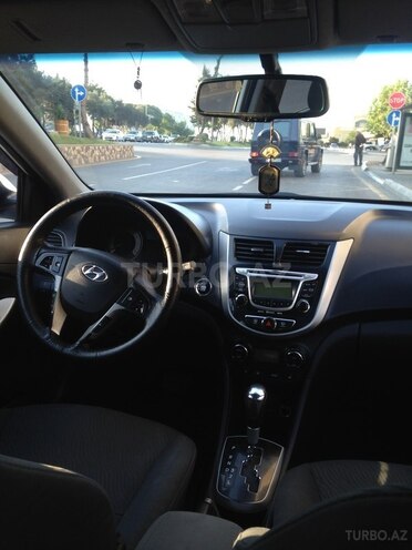 Hyundai Accent 2012, 206,000 km - 1.6 l - Bakı