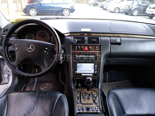 Mercedes E 320 2000, 334,000 km - 3.2 l - Bakı