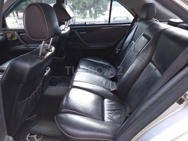 Mercedes E 320 2000, 334,000 km - 3.2 l - Bakı