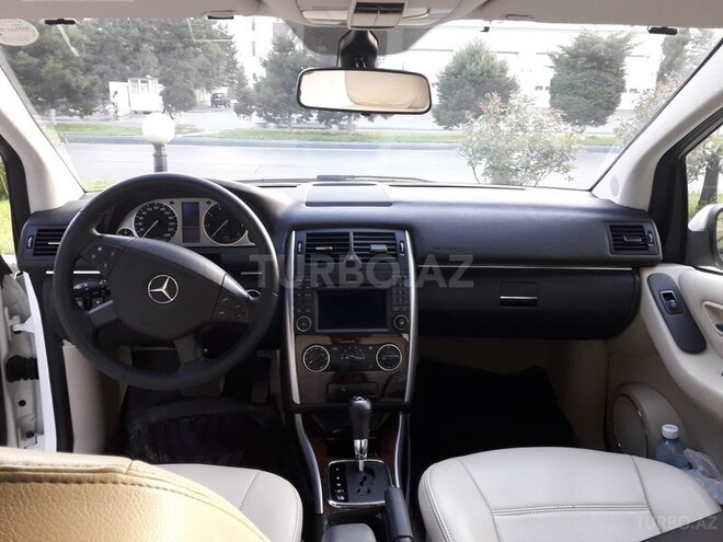 Mercedes B 170 2009, 107,200 km - 1.7 l - Bakı