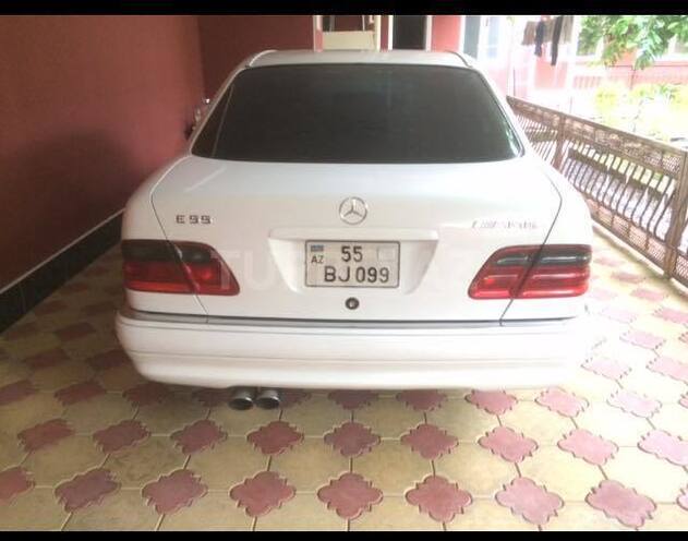 Mercedes E 260 1999, 115,500 km - 0.9 l - Şəki