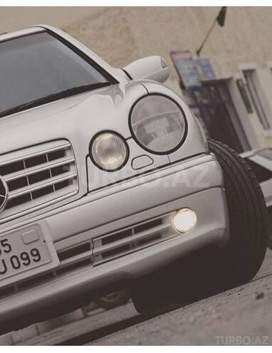 Mercedes E 260 1999, 115,500 km - 0.9 l - Şəki