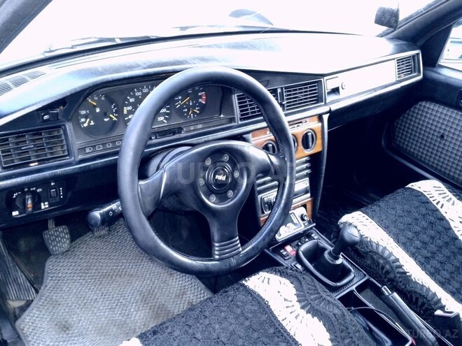 Mercedes 190 1992, 222,222 km - 2.0 l - Bakı