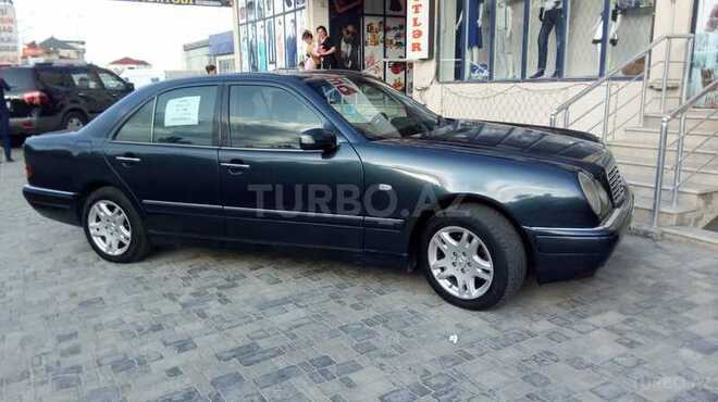 Mercedes E 240 1999, 386,186 km - 2.4 l - Bakı