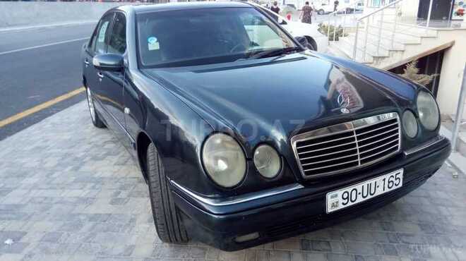 Mercedes E 240 1999, 386,186 km - 2.4 l - Bakı