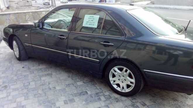 Mercedes E 240 1999, 386,186 km - 2.4 l - Bakı