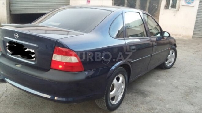 Opel Vectra 1998, 225,000 km - 1.8 l - Sumqayıt