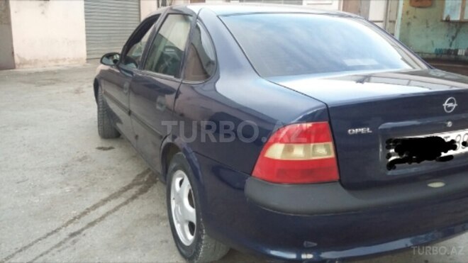 Opel Vectra 1998, 225,000 km - 1.8 l - Sumqayıt