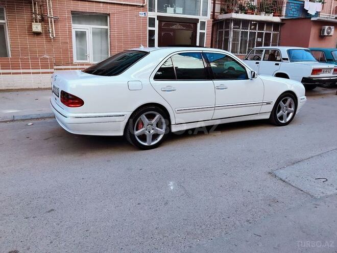 Mercedes E 240 2000, 315,000 km - 2.4 l - Bakı