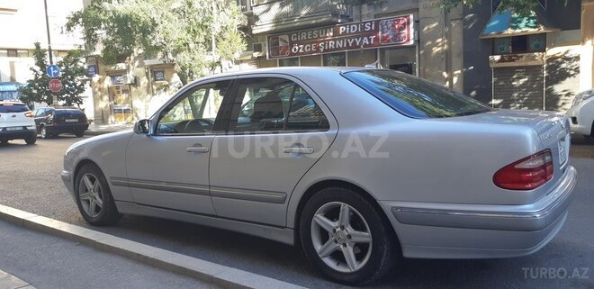 Mercedes E 240 2000, 148,000 km - 2.4 л - Bakı