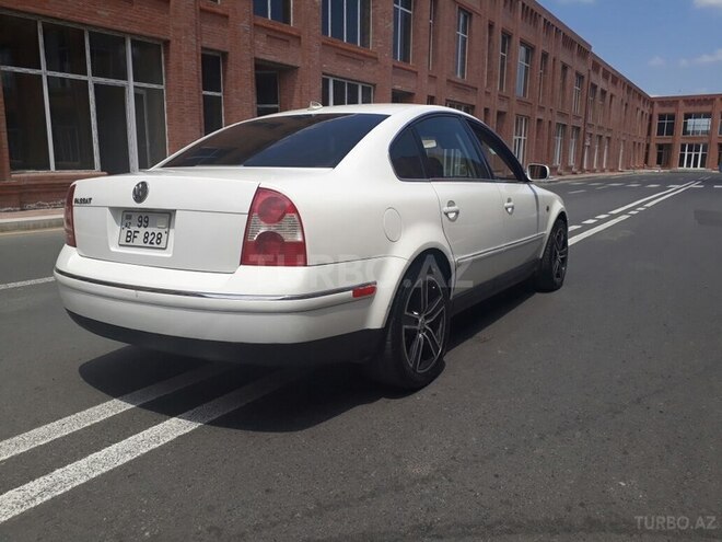 Volkswagen Passat 2001, 231,412 km - 1.8 l - Gəncə