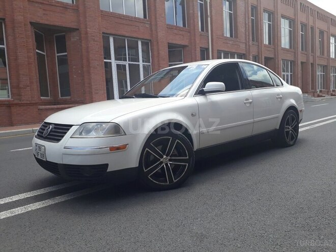 Volkswagen Passat 2001, 231,412 km - 1.8 l - Gəncə