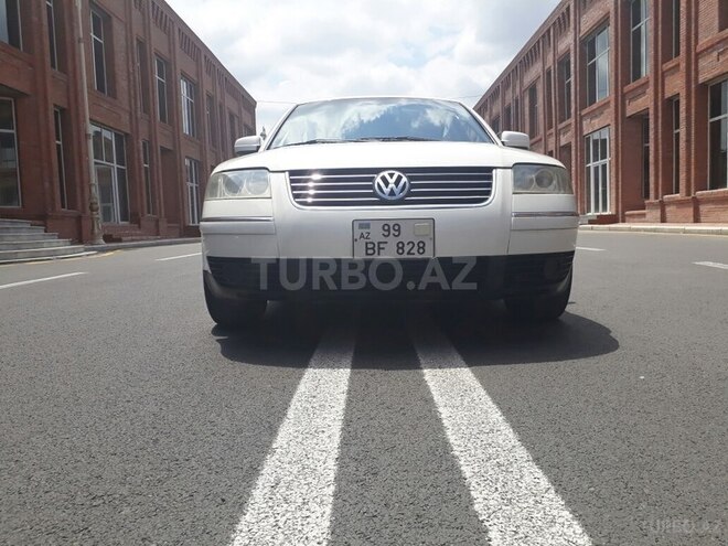 Volkswagen Passat 2001, 231,412 km - 1.8 l - Gəncə