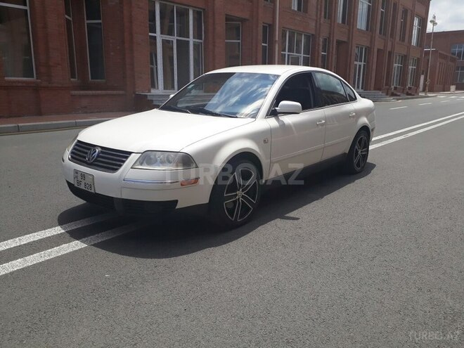 Volkswagen Passat 2001, 231,412 km - 1.8 l - Gəncə