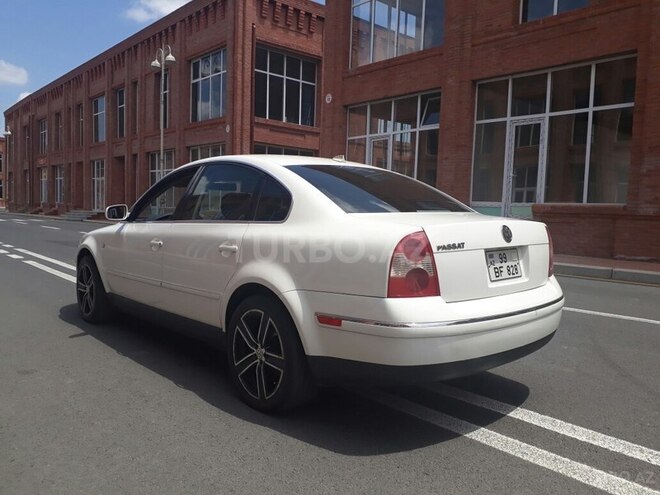 Volkswagen Passat 2001, 231,412 km - 1.8 l - Gəncə