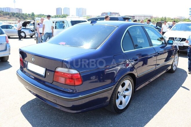 BMW 523 1999, 331,550 km - 2.5 l - Bakı