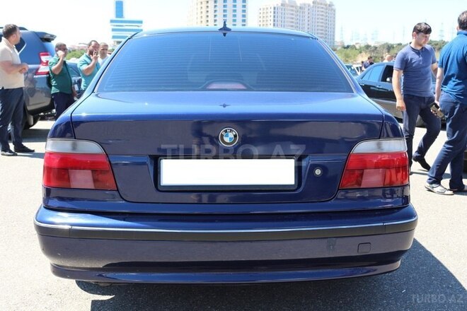 BMW 523 1999, 331,550 km - 2.5 l - Bakı