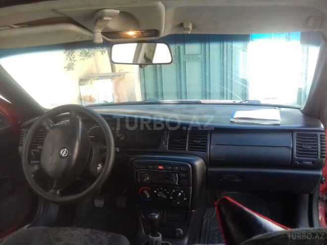 Opel Vectra 1996, 204,390 km - 2.0 л - Sumqayıt