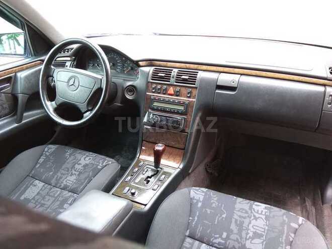 Mercedes E 240 1998, 315,973 km - 2.4 l - Bakı