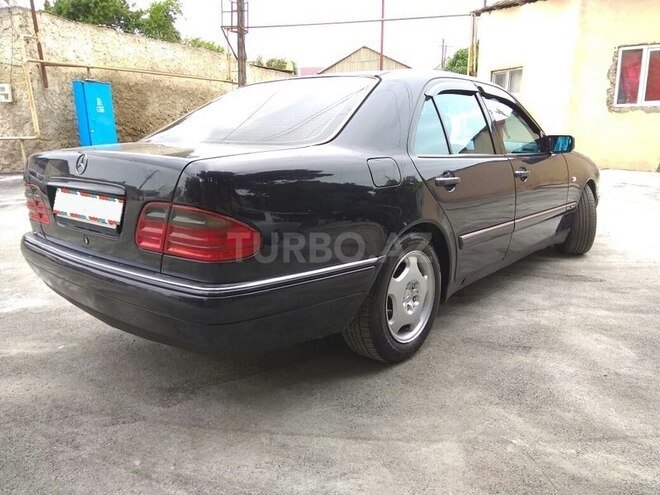 Mercedes E 240 1998, 315,973 km - 2.4 l - Bakı