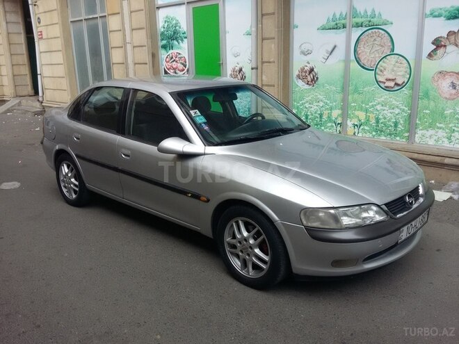 Opel Vectra 1996, 262,000 km - 2.0 л - Bakı
