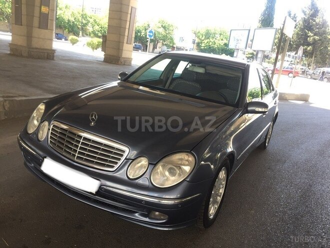 Mercedes E 220 2004, 230,000 km - 2.2 l - Bakı