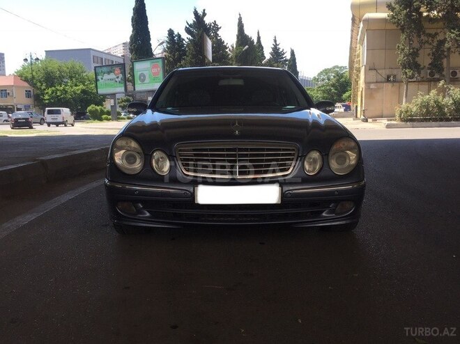 Mercedes E 220 2004, 230,000 km - 2.2 l - Bakı