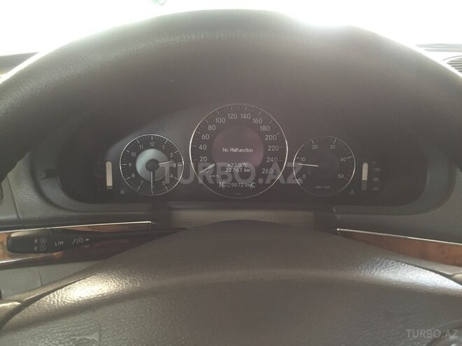 Mercedes E 220 2004, 230,000 km - 2.2 l - Bakı