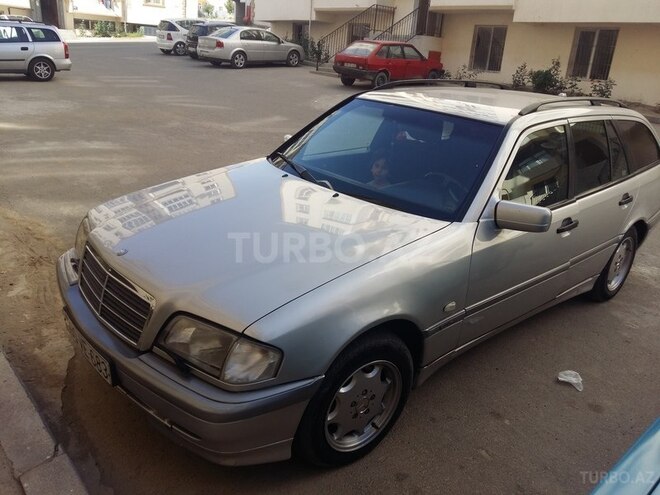 Mercedes C 220 1999, 299,999 km - 0.3 л - Bakı