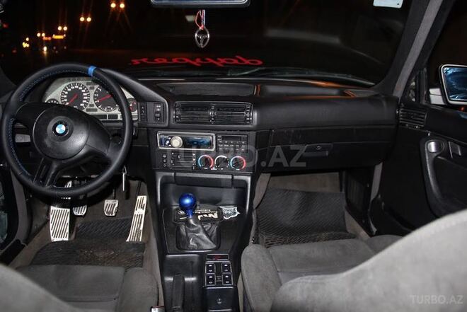 BMW 525 1994, 376,485 km - 2.5 l - Bakı