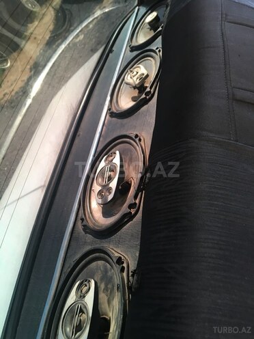LADA (VAZ) 2106 1984, 250,000 km - 1.3 л - Bakı