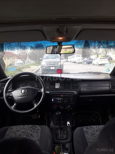 Opel Vectra 1995, 310,000 km - 1.8 l - Bakı