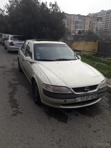 Opel Vectra 1995, 310,000 km - 1.8 l - Bakı