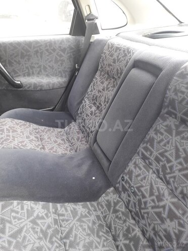 Opel Vectra 1995, 310,000 km - 1.8 l - Bakı