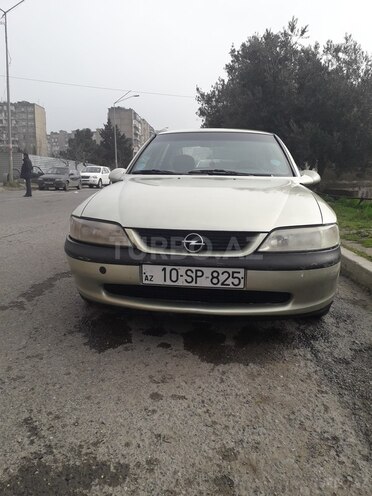 Opel Vectra 1995, 310,000 km - 1.8 l - Bakı