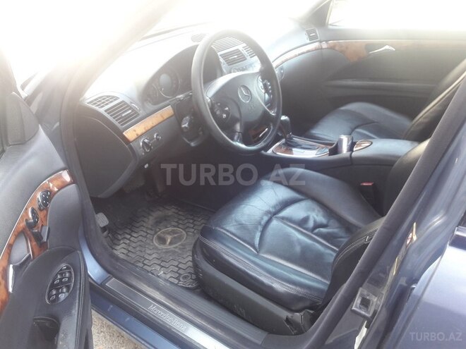 Mercedes E 240 2002, 305,414 km - 2.6 l - Bakı