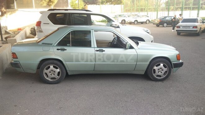 Mercedes 190 1991, 374,593 km - 2.0 l - Bakı
