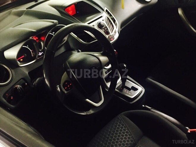 Ford Fiesta 2009, 226,000 km - 1.4 л - Bakı