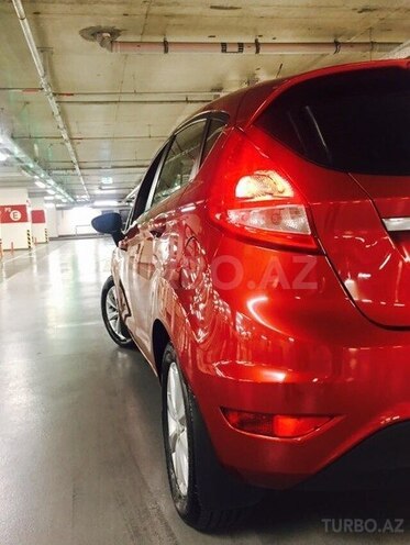 Ford Fiesta 2009, 226,000 km - 1.4 л - Bakı