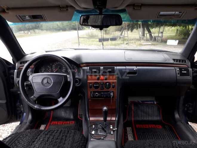 Mercedes E 200 1996, 500,213 km - 2.0 l - Qusar