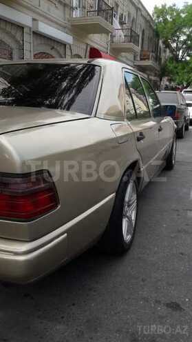 Mercedes E 230 1987, 457,500 km - 2.3 л - Bakı